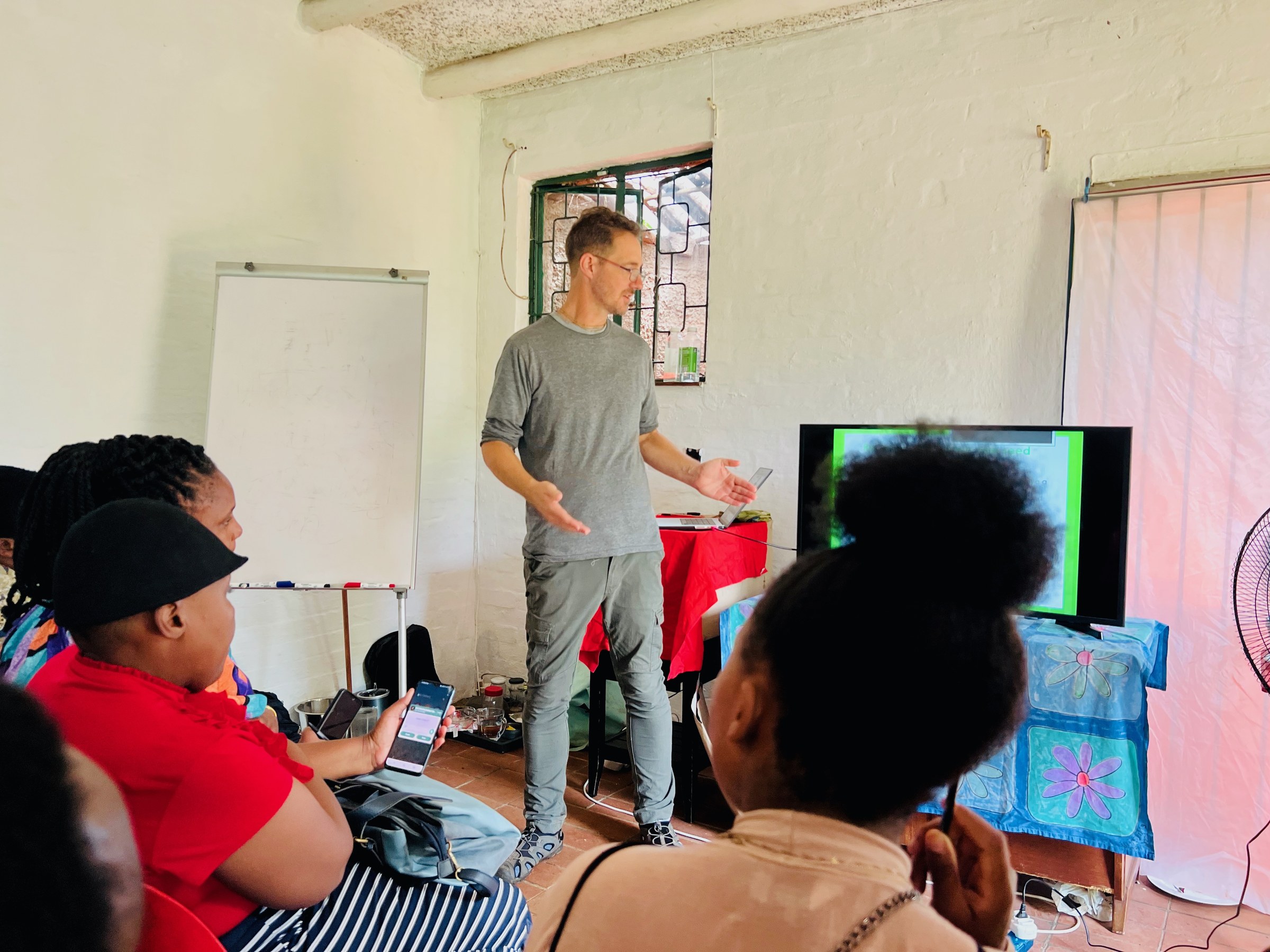 Rory Clark facilitating a seed-saving workshop for Biowatch stakeholders and champion farmers at Julia Road in Durban